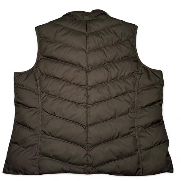 Eddie Bauer Women’s XXL Down Puffer Vest Black Faux Fur Collar Quilted Winter - Picture 2 of 8
